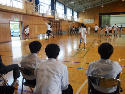 部活動見学（バスケ）